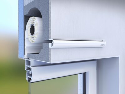 Die Integration der Fensterlüfter in den Rollladenkasten bietet klare optische Vorteile.