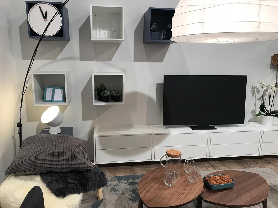TV Board